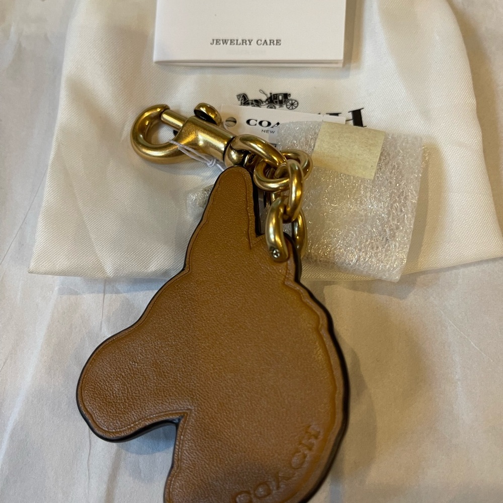 Coach Rainbow Unicorn Keychain Charm - Multicolor. NWT - Picture 3 of 4